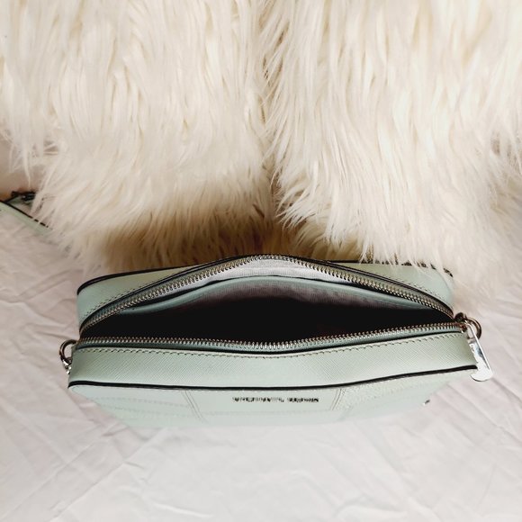 Purse Michael Kors light green crossbody bag with partial chain shoulder strap - Picture 2 of 3